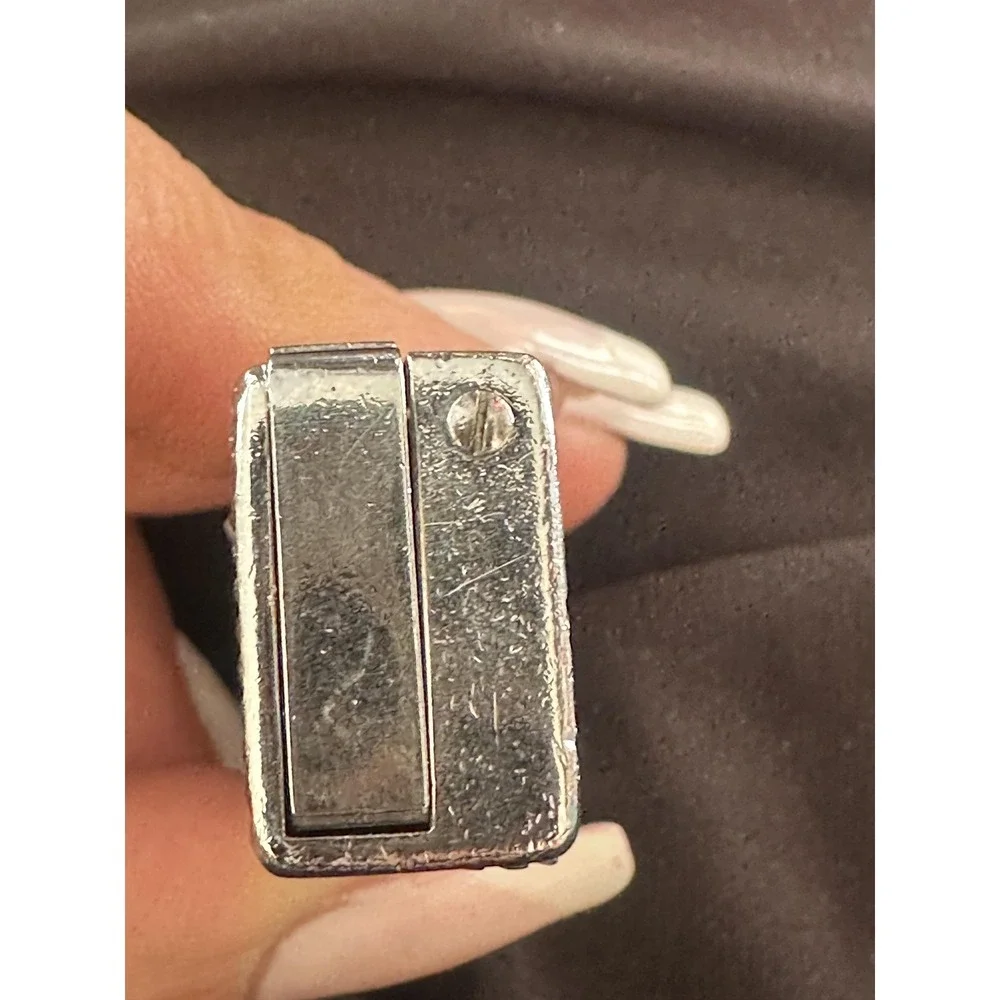 Vintage Zilon Lynx Silver Tone‎ Butane Lighter Slim Textured Diamond Pattern